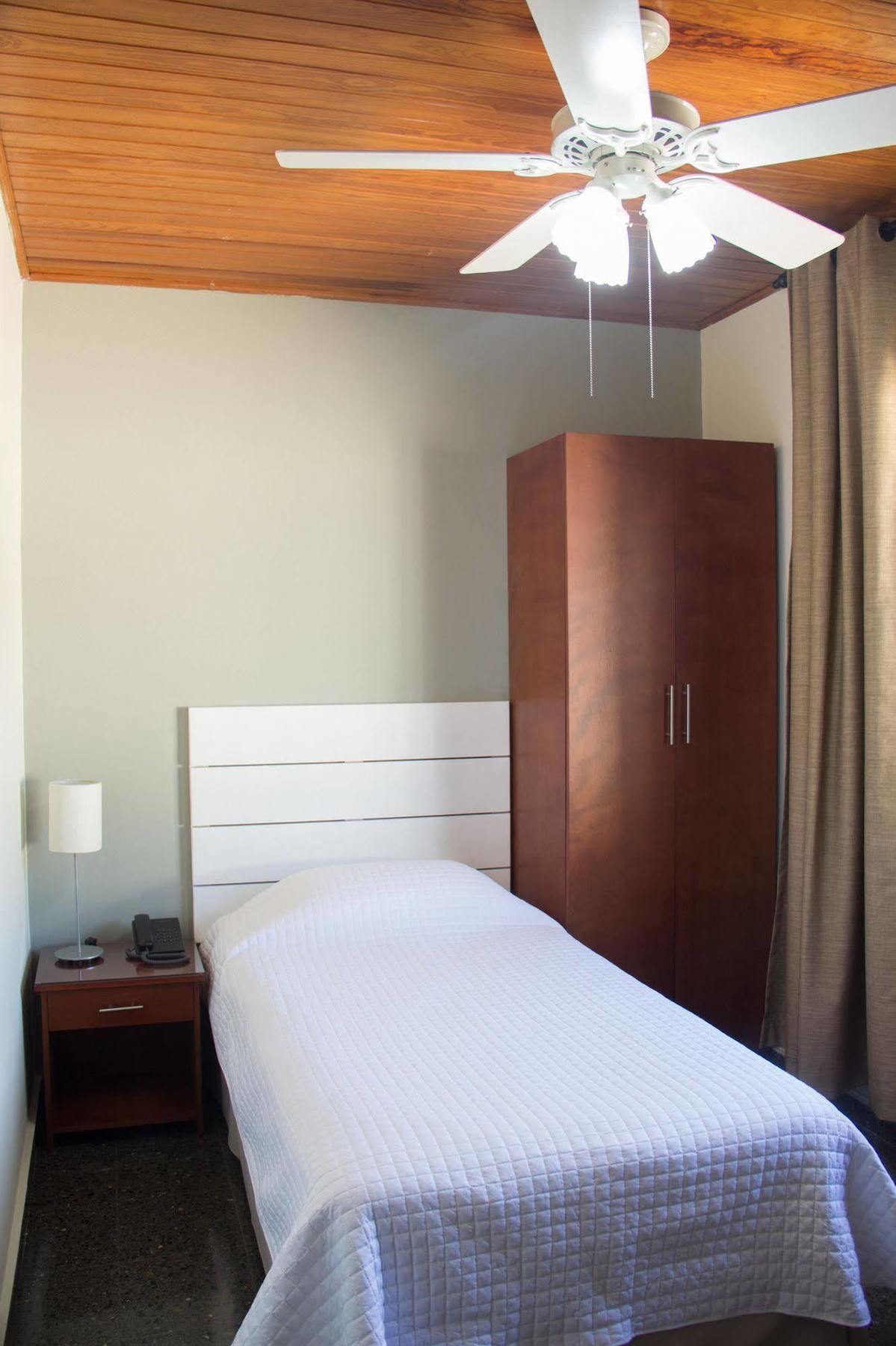 Maria Jose Suites San Salvador Kültér fotó
